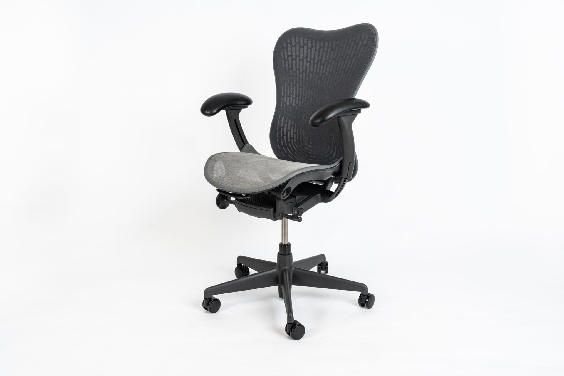 Herman Miller | Model: Mirra 2 | Color Gray Office Chair front face