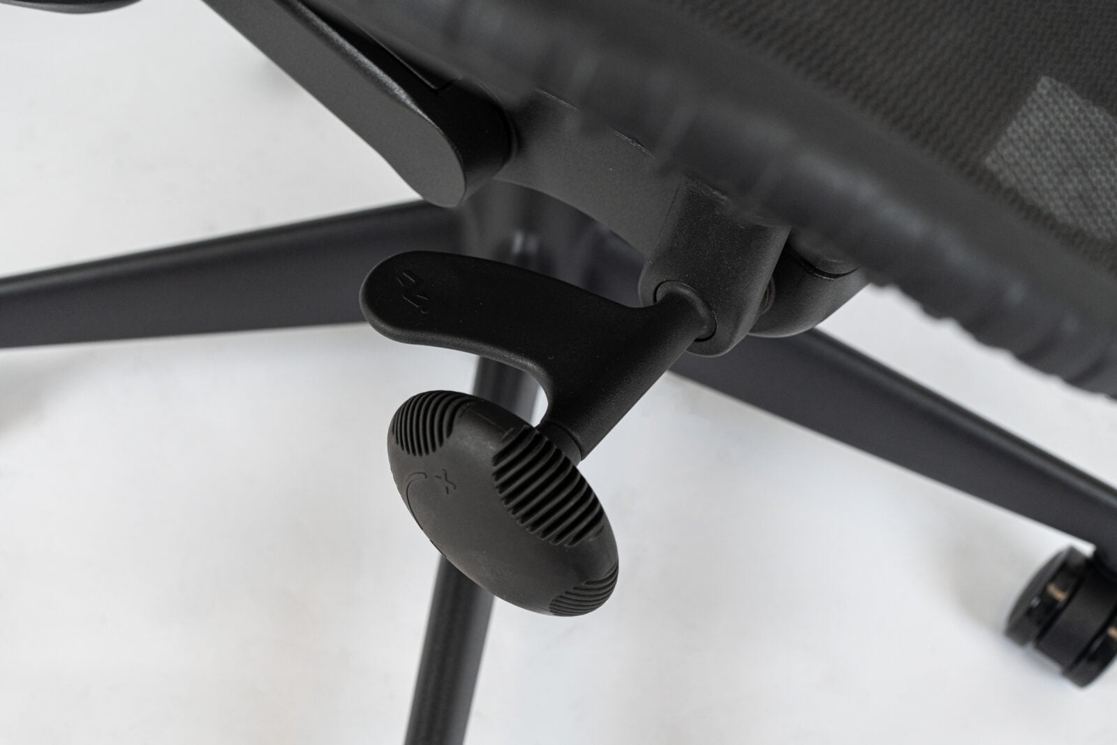 Herman Miller | Model: Mirra 2 | Color: Black Office Chair adjustable 2