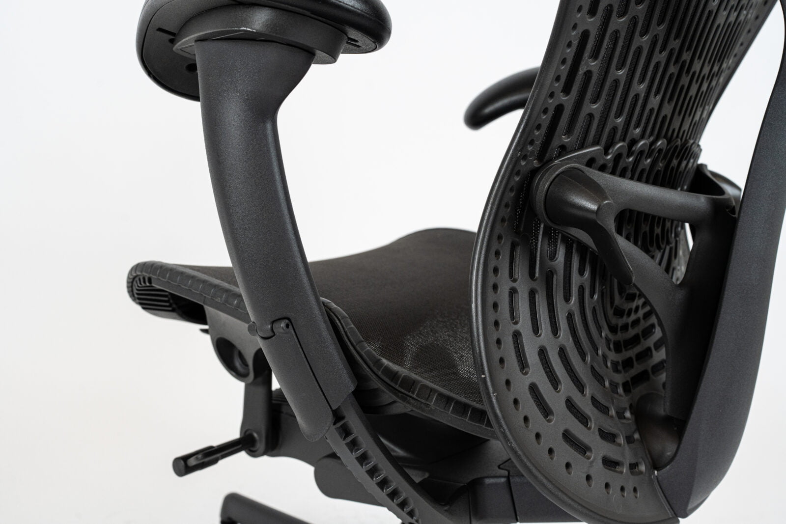 Herman Miller | Model: Mirra 2 | Color: Black Office Chair armrest tool