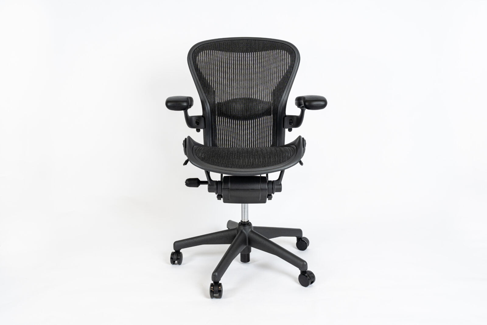 Herman Miller | Model: Aeron Classic | Refurbished front face