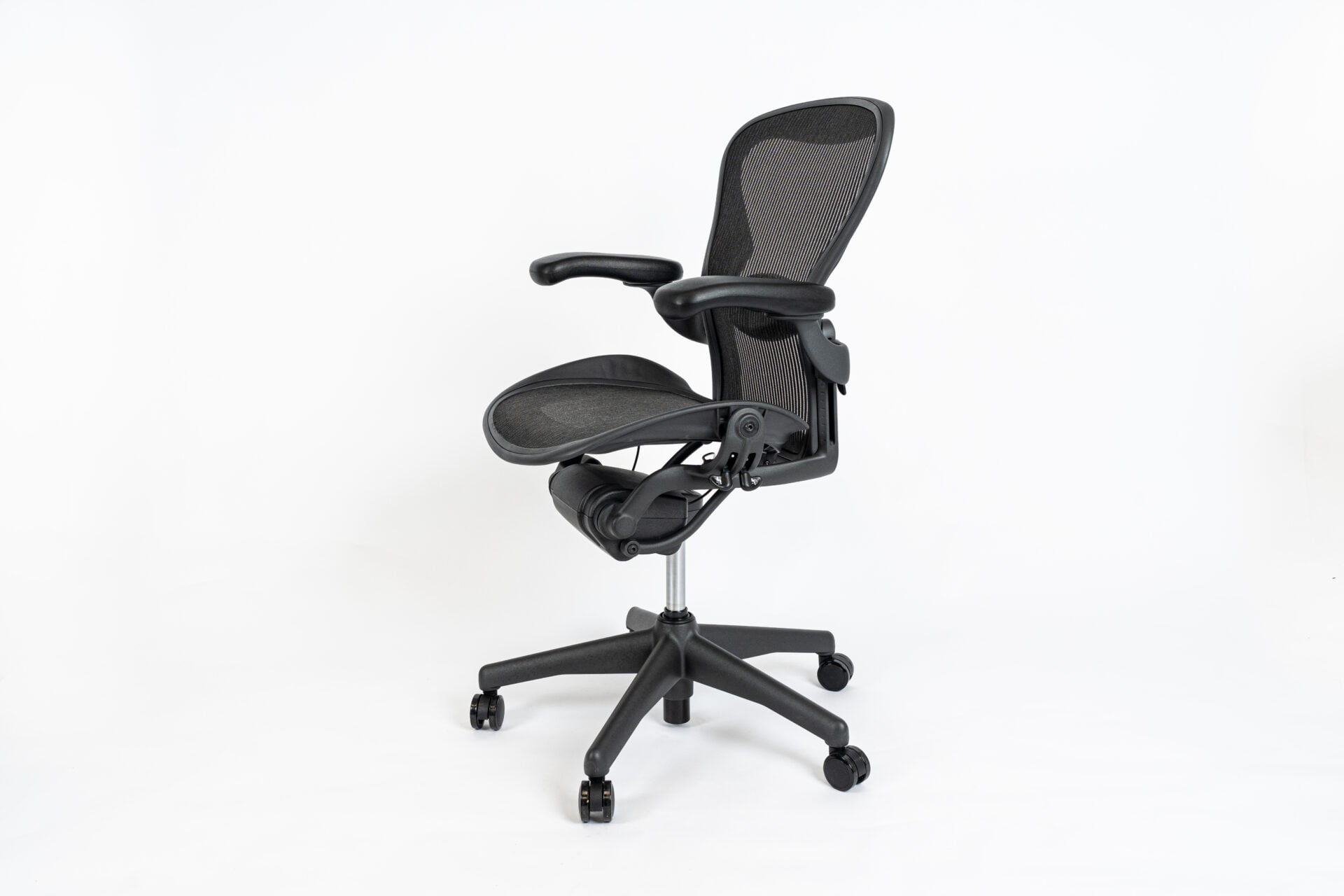 Herman Miller | Model: Aeron Classic | Refurbished