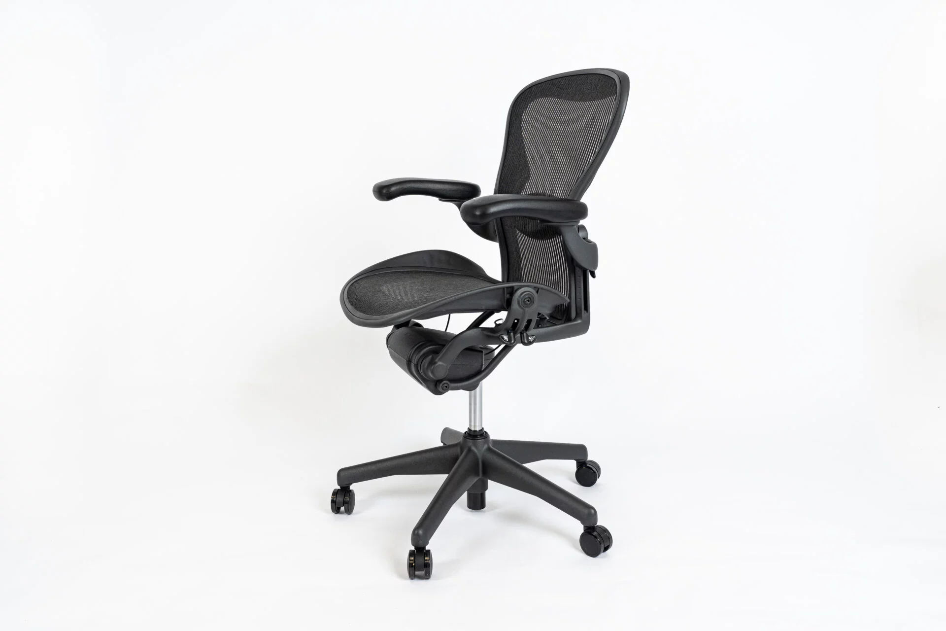 Herman Miller | Model: Aeron Classic | Refurbished