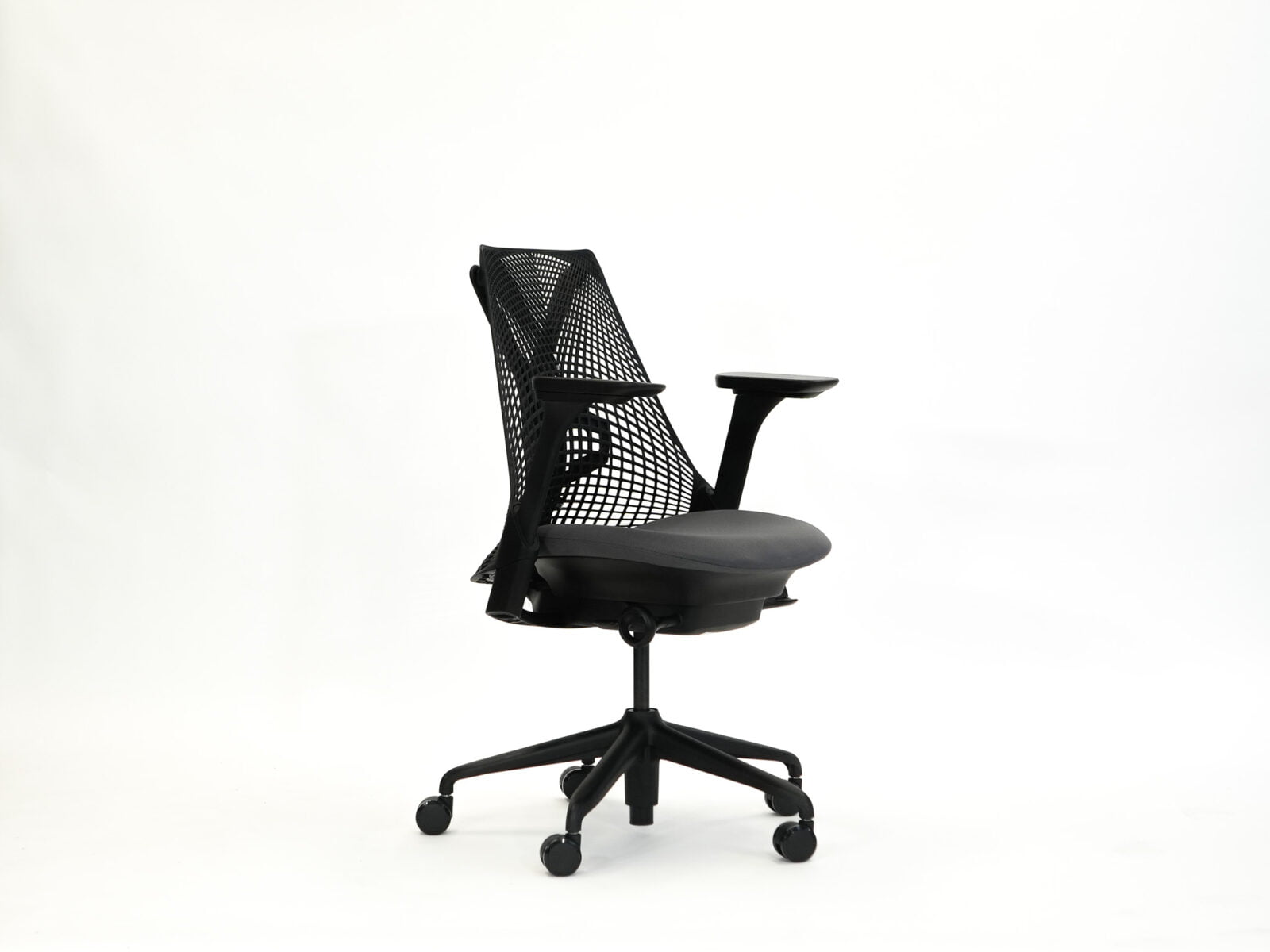 Herman Miller | Model: Sayl | Refurbished half side