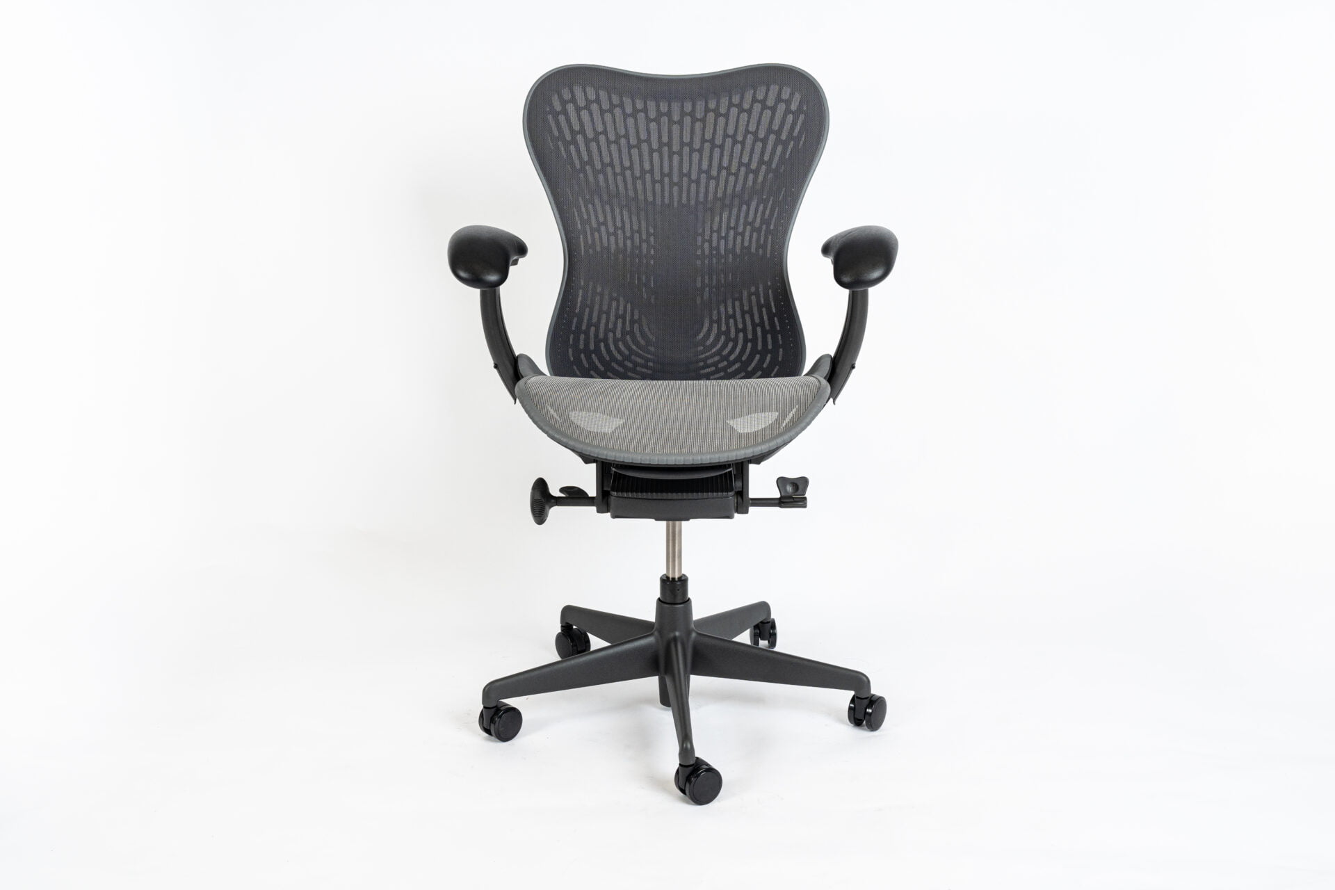 Herman Miller | Model: Mirra 2 | Color: Gray | Refurbished Office Chair