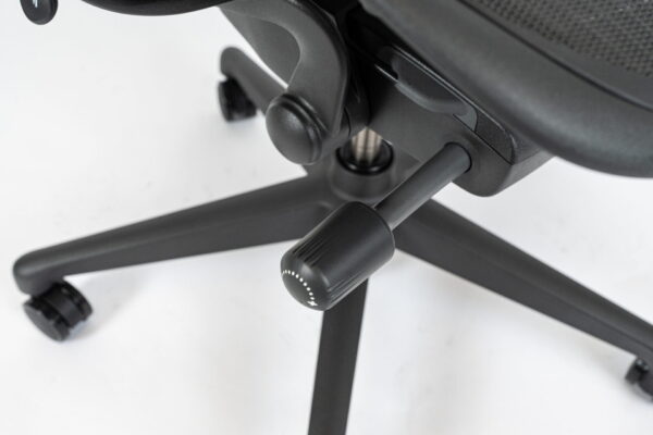 Herman Miller | Model: Aeron Remastered With Posture-Fit | Color: Graphite | Office Chair - Image 10