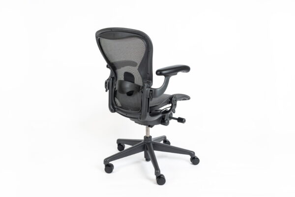 Herman Miller | Model: Aeron Remaster | Color: Graphite | Office Chair - Image 6