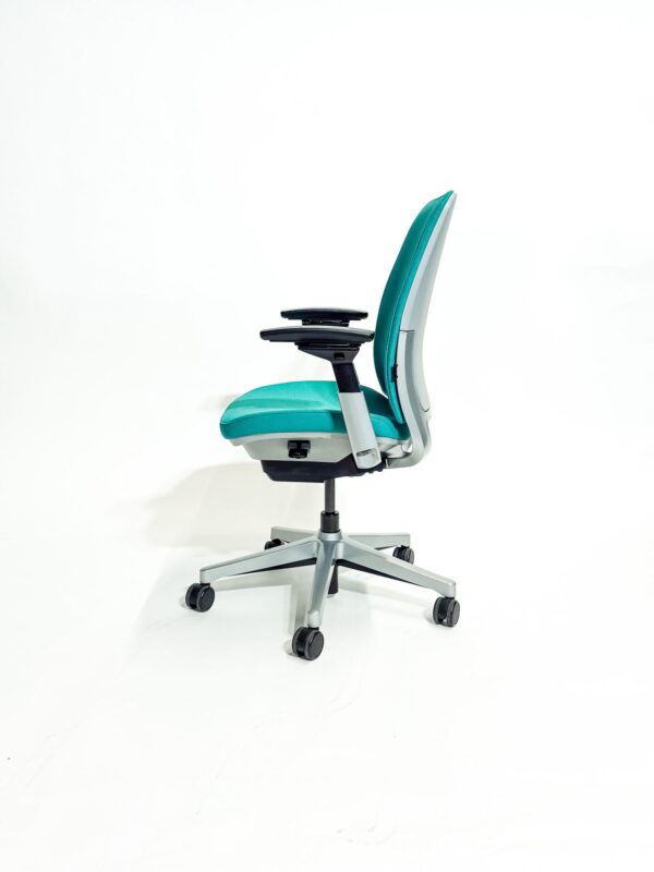 Steelcase | Model: Amia | Office Chair - Image 3